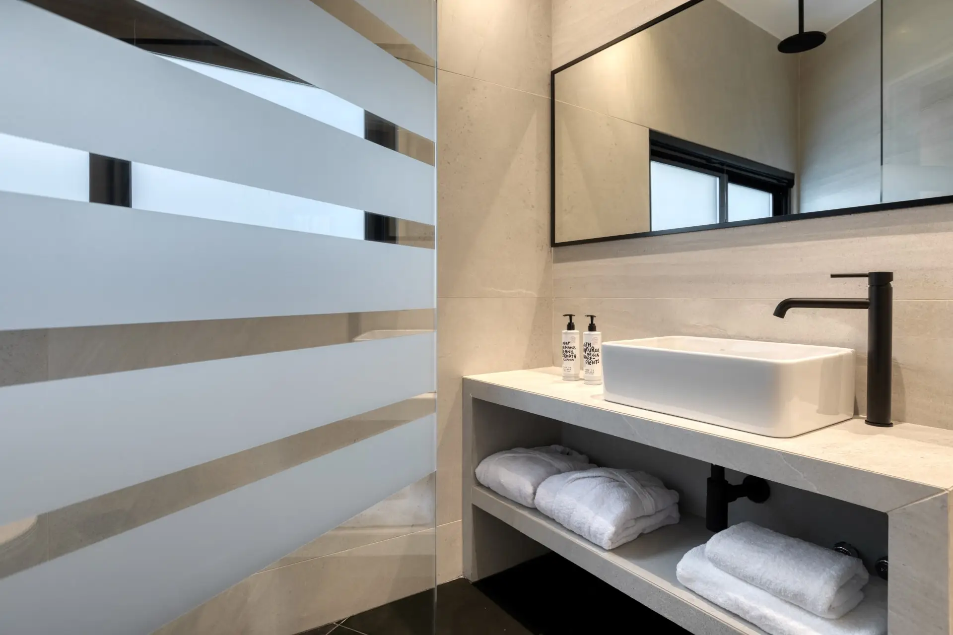 Koniama Acropolis Hotel – FIX